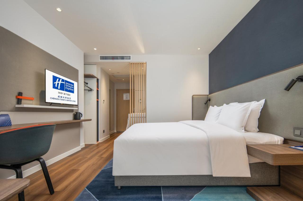 Holiday Inn Express Chengdu Tianfu Airport Zone By Ihg Jianyang  Zewnętrze zdjęcie